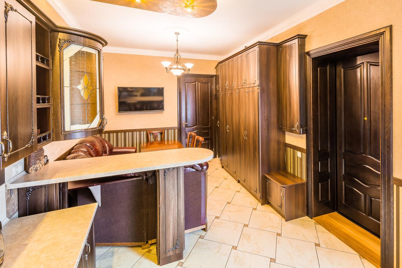 Beautiful Apartment D.Galytskogo إلفيف المظهر الخارجي الصورة